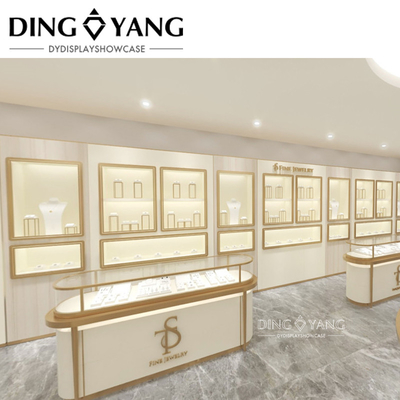 تصميم صالة عرض مجوهرات الماس مزيج من العملية والجمال